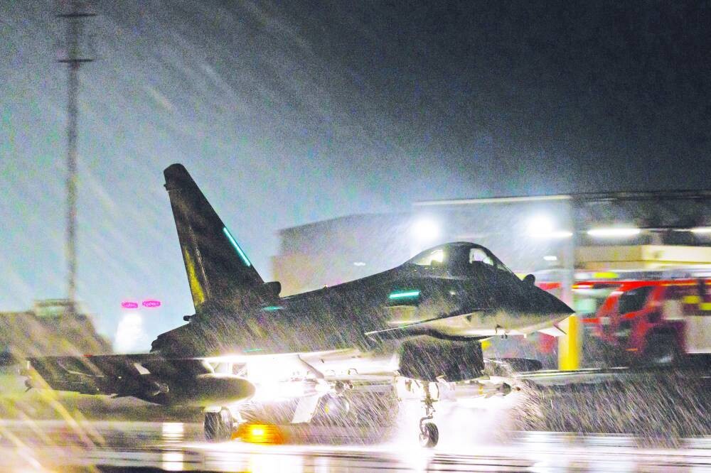 Силы США и Великобритании нанесли удар по повстанцам Хуси в Йемене