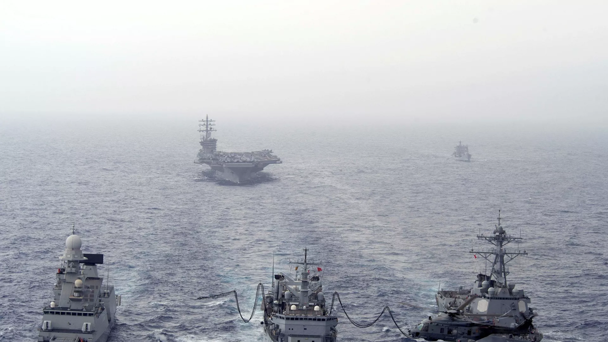 Хуситская группировка Йемена утверждает, что нападение на авианосец США является ложным