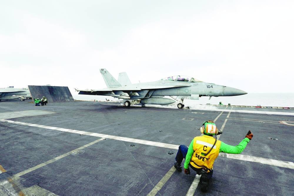 США и Великобритания нанесли авиаудары в Аль-Худейде, Йемен