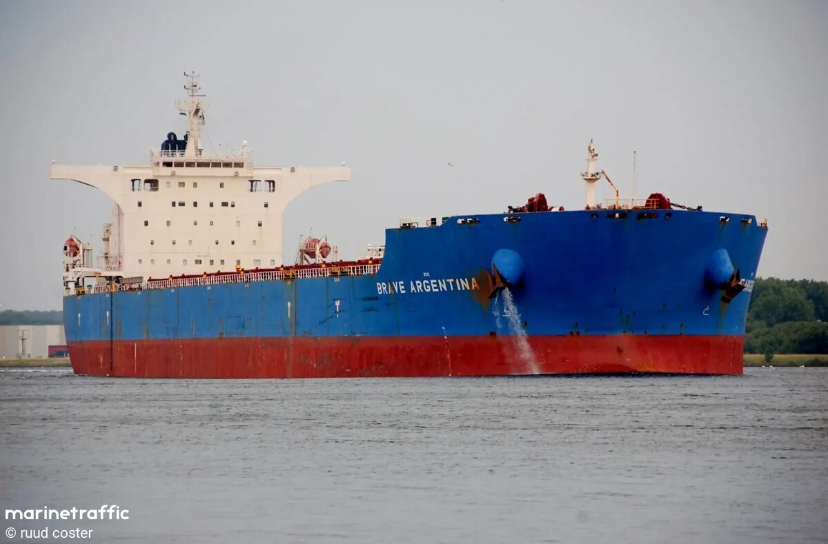 Сепаратисты Хуситы заявили о ответственности за атаки на суда в Красном море и Индийском океане