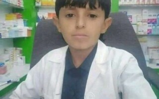 Yemeni Pharmacist with a 10-Year-Old Body