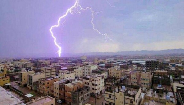 Сильный дождь унес жизни в Йемене